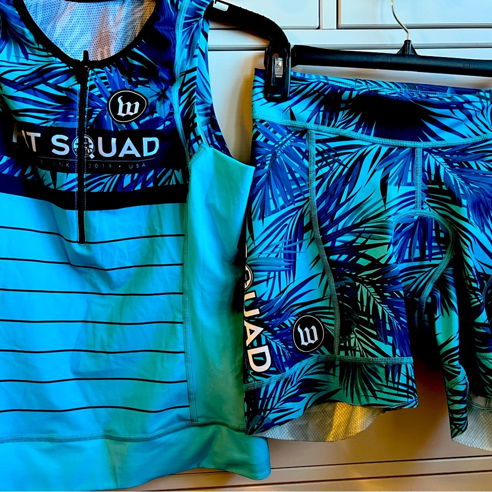 Wattie Ink Hit Squad tri kit Women’s Large New condition